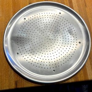 Nordic Ware pizza pan